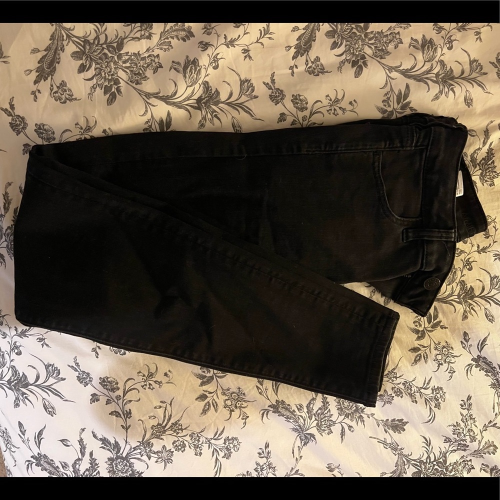 Black skinny jeans